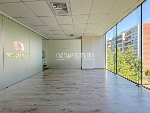 Gran Oficina En Arriendo Privado Y Sala De Reuniones