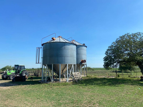 Campo Mixto De 332 Hectáreas En Laguna Paiva.