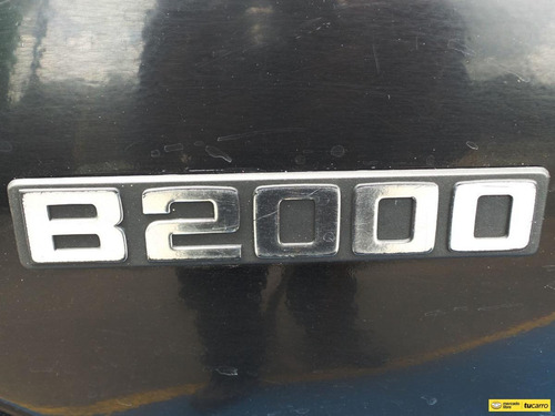 Imagen 24 de 25 de Mazda B2000