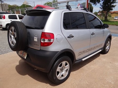Volkswagen Crossfox 1.6 Mi Flex 8v 4p Manual