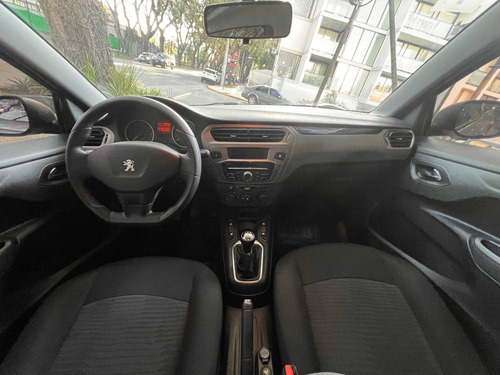 Imagen 17 de 20 de Peugeot 301 2018 1.6 Allure