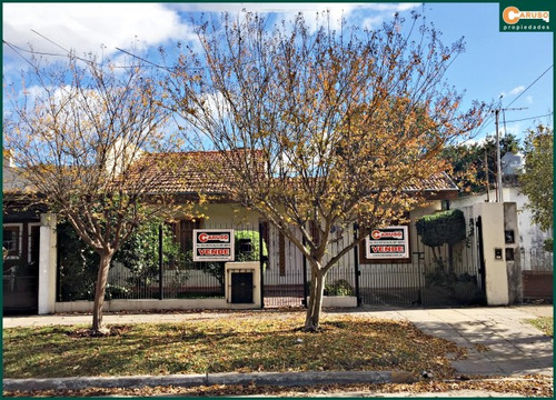 Chalet Con 2 Dormitorios En Paso Del Rey Centro