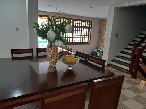 Maravilhoso Sobrado A Venda , 4 Suítes, Piscina, 5 Vagas 1 , - Af21798