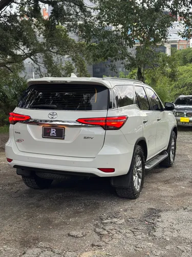 Toyota Fortuner Srv Diesel 4x2 Blindada