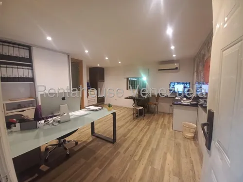 Galpón En Venta, Urb. Mariche