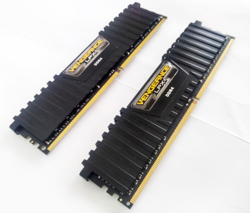 Imagem 3 de 6 de 2 Memoria S Vengeance Lpx Ddr4 8gb Cmk8gx4m1a2400c16 Usado