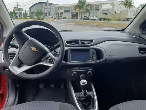 Imagem 13 de 17 de Chevrolet Onix 2017 1.0 Lt 5p