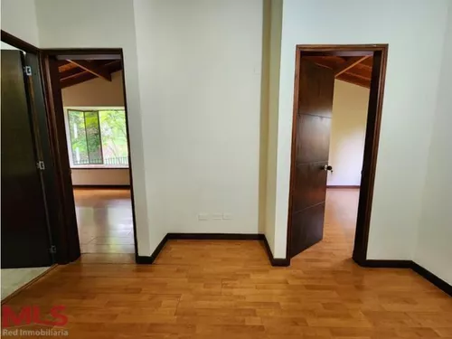 Muy Tranquila Con Muy Buenos Espacios(mls#240552)