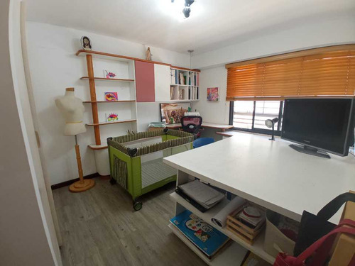 Imagen 19 de 26 de Se Vende Lindo Apartamento Actualizado 124 M² 3hab+serv/3b/2p El Cigarral