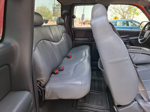 Chevrolet Cheyenne Cheyenne Cab y Media 4x4