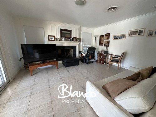 Casa En Venta En La Lomada, Pilar, G.b.a. Zona Norte