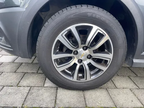 Chevroley Onix Active Mt 1.6 4x2