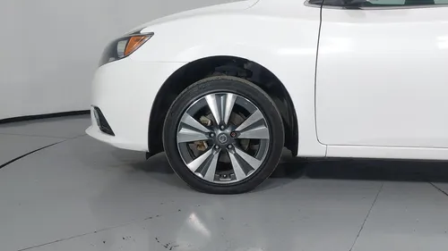Nissan Sentra 1.8 EXCLUSIVE NAVI AUTO