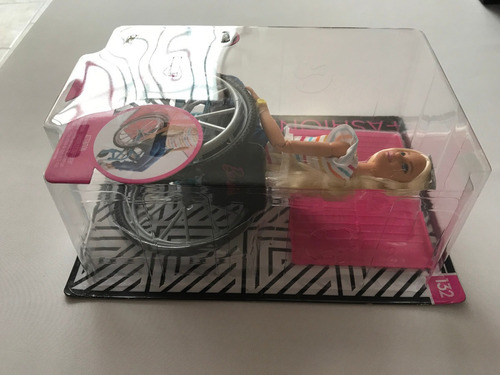 Barbie En Silla De Ruedas Fashionistas 132 Wheelchair Mattel (Usado)