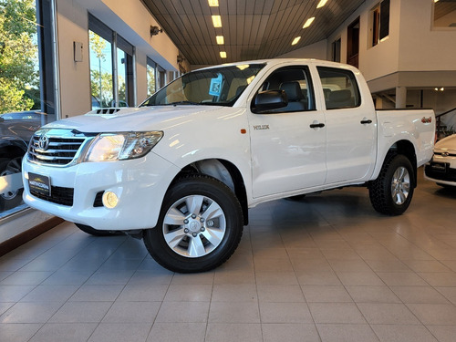 Imagen 2 de 15 de Toyota Hilux Dx 4x4