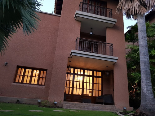 Imagen 2 de 14 de Espectacular Villa En Exclus Conj. Morro Yacht Club Lecheria