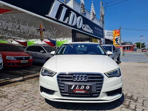 Imagem 2 de 9 de Audi A3 Attraction 1.4