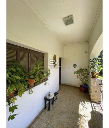 Imagen 3 de 24 de Venta. Villa Sierras De Oro. Espectacular Casa Con Gran Parque. Tranquilidad Y Seguridad Entre Cba Y Carlos Paz