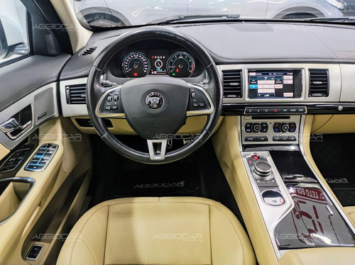 Jaguar Xf 2.0 Turbo P Luxury 2015 71.000km