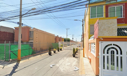Casa En Remate Bancario- 5ta Cda, Bosques De Los Abedules, Los Héroes Tecámac Cdmx - Jcbb3