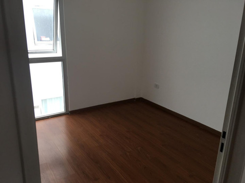 Imagen 15 de 30 de Hermoso Dpto 2 Ambientes Contrafrente Con Balcon Y Parrilla.
