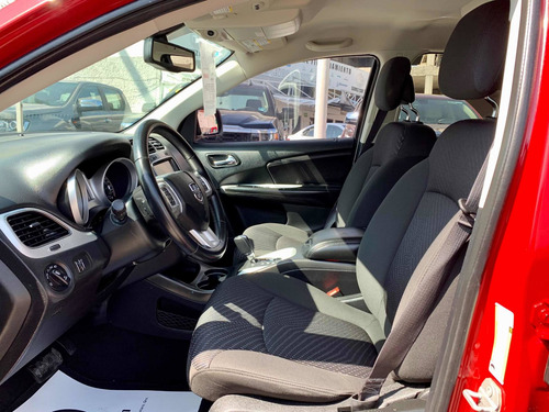 Imagen 4 de 15 de Dodge Journey 2018 2.4 Sxt 7 Pasajeros At