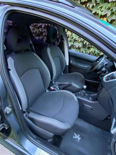 Peugeot 207 2011 1.6 Xt