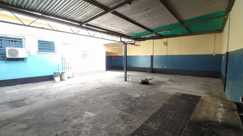 Imagen 6 de 8 de Se Alquila Local Comercial En La Av. Michelena134451