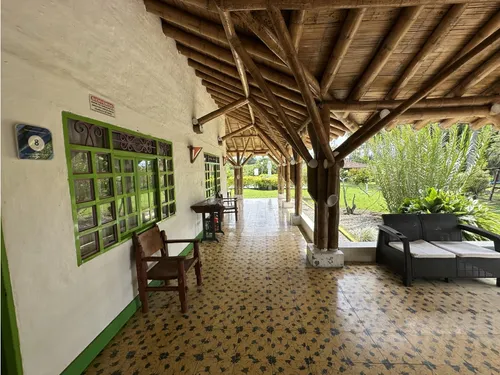 Se Vende Finca Hotel Cerca Al Parque Del Café Pueblo Tapao Quindio