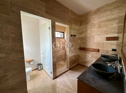 Se Vende Casa En Lagos Del Sol