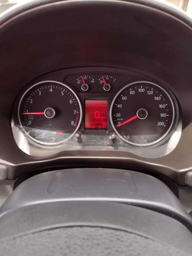 Volkswagen Voyage 2014 1.0 Trend Tec Total Flex 4p