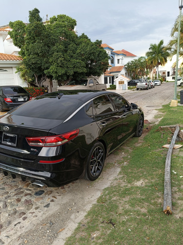 Kia Optima 2.0 L Turbo Gdi Sxl At