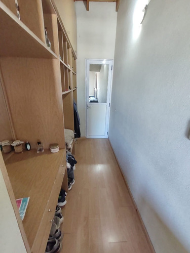 Calle 78 E/ 2 Bis Y 3. Vendo Casa Desarrollada En Dos Plantas S/ Lote 10 X 31 Mts.