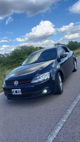 Volkswagen Vento 2.5 Luxury 170cv