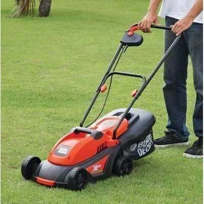 Imagen 3 de 8 de Cortadora De Pasto 1000w Black Decker Gr3050 Black + Decker