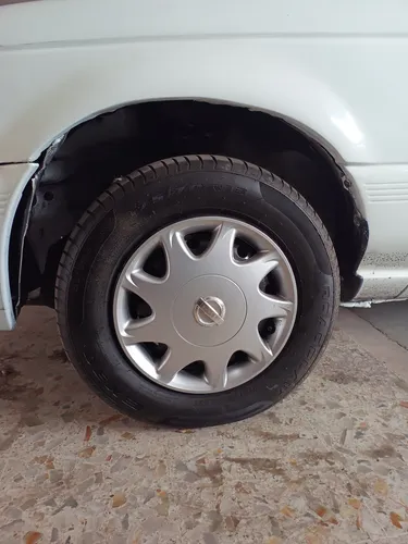 Nissan Tsuru 1.6 Gsii Mt