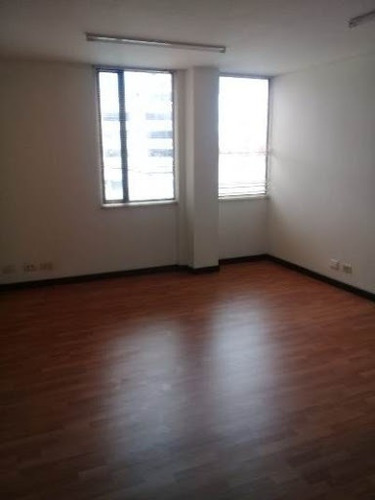 Oficinas En Arriendo Los Andes 116-111466
