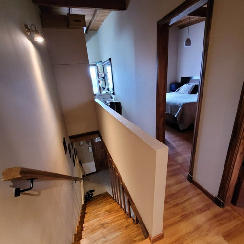 Imagen 18 de 30 de Duplex 3 Ambientes En Dos Plantas Con Patio, Impecable Estado, Los Pinares