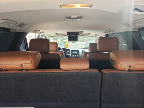 Imagen 5 de 14 de Toyota Sequoia 2019