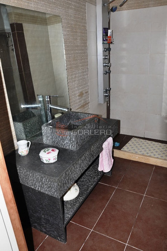 Casa En Venta Y Alquiler En Punta Del Este, Zona De Playa Mansa.- Ref: 18669