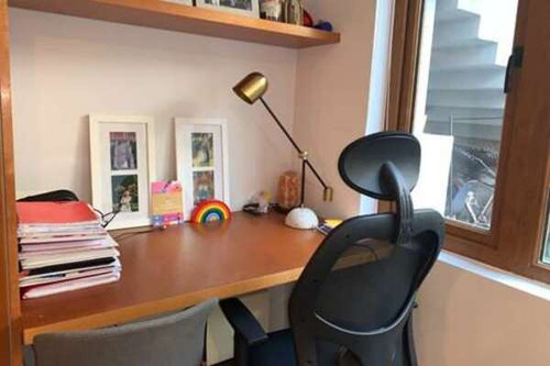 Espléndida Propiedad Con Amplio Jardín Privado.