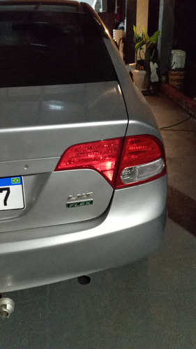 Honda Civic 1.8 Lxs Flex 4p