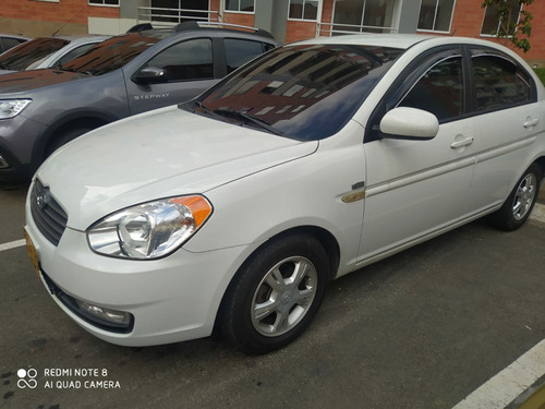 Hyundai Accent 1.6 Gls 5 p