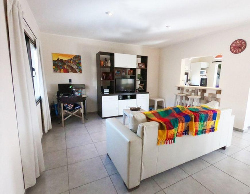 Casa En Venta 3 Dormitorios, 2 Baños, Vista. Estancia Vieja, Villa Carlos Paz.