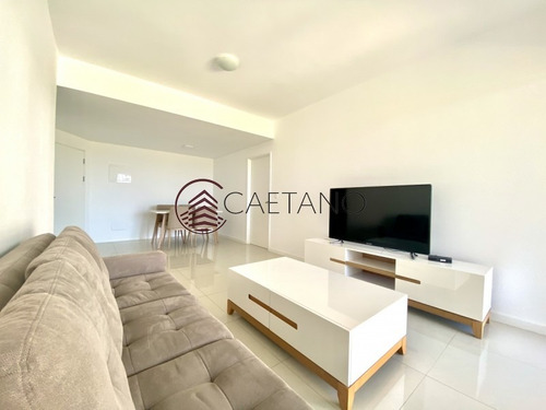 Apartamento De Un Dormitorio En Primera Linea!- Ref: 2448