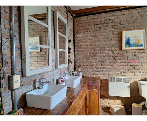 Hermosa Casa Sustentable En Comunidad Ecológica, Peñalolén