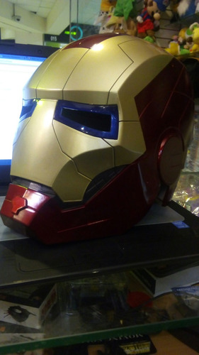Casco Iron Man Con Luz A Pilas