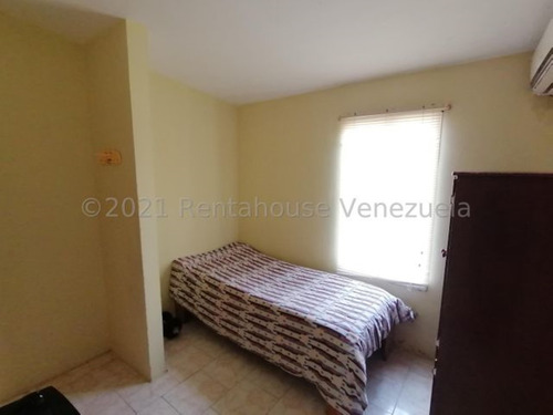 Imagen 16 de 30 de Casas En Venta La Mora Cabudare 22-4176 /m