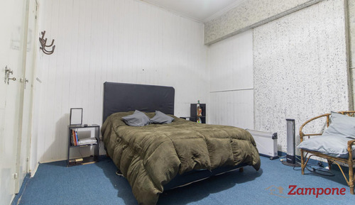 Venta Casa De 6 Ambientes En Parque Avellaneda