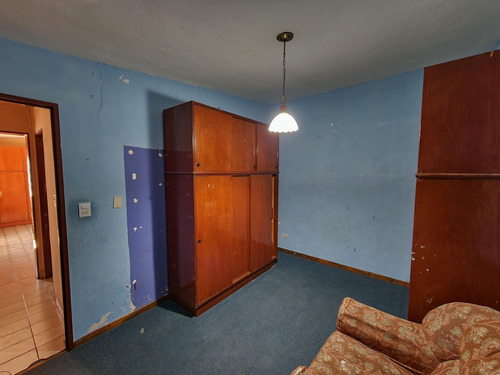 Casa De 3 Dorm En San Nicolás.